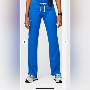 Figs Kade Cargo Scrub Pants Size Medium Petite